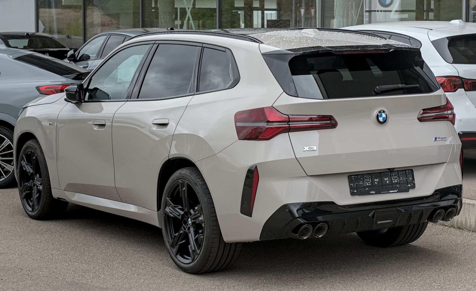 BMW X3, vista posteriore